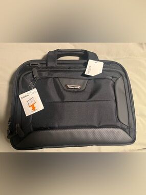 Targus Corporate Traveler Briefcase - NWT!